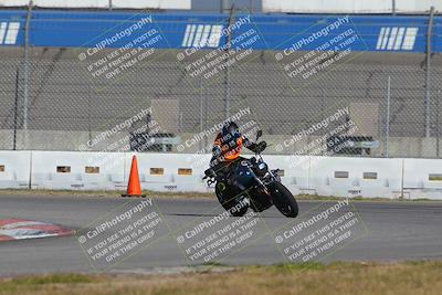 media/Nov-26-2022-Fastrack Riders (Sat) [[b001e85eef]]/Level 1/Session 3 Outside Turn 9/